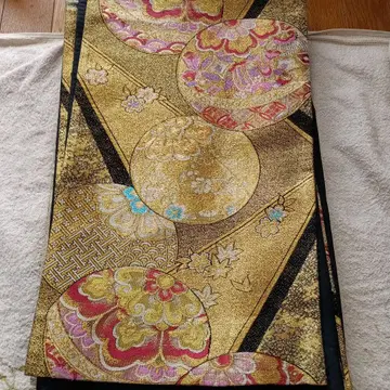 골드 컬러 후쿠로 오비 다채로운 무늬