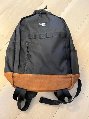 NEW ERA 스마트팩 블랙 x 브라운 스웨이드 (22L)