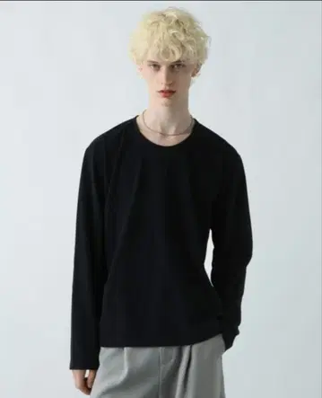 HARE 릴렉스 넥 베이직 티셔츠 S 사이즈