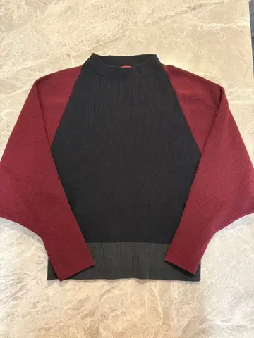 DES PRES*네이비와 와인 레드의 니트 긴팔 스웨터