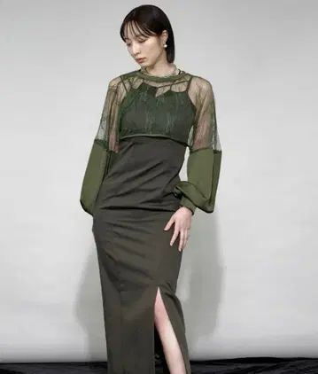 Ezick 드레스 세트 레이스 상의 타이트 실루엣 모드 스타일