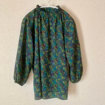 페이즐리 블라우스