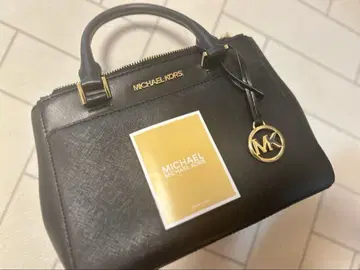 MICHAEL KORS 블랙 핸드백 최종 가격 인하했습니다