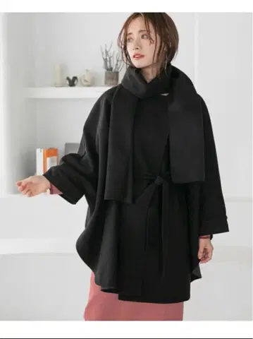 스톨 포함 판초 코트 mysty woman 미스티우먼 블랙