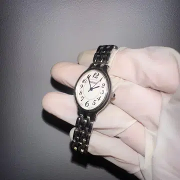 [시계] SEIKO 실버 아날로그 손목시계 10기압 방수