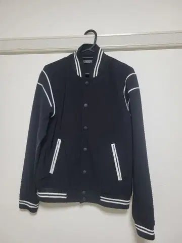 LEON 게재 alberto bresci 봄버 자켓