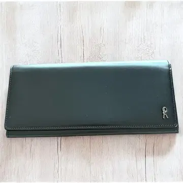 로베르타 디 카메리노 천연 가죽 블랙 장지갑 이탈리아제 지갑