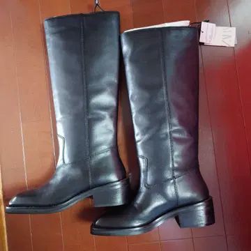 ZARA 가죽 블랙 스퀘어토 롱 부츠 37