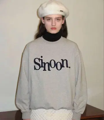 Sinoon 자수 로고 트레이닝복