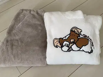 GU 그렘린 파자마 룸웨어 M 사이즈