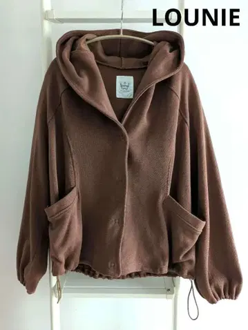 LOUNIE 루니 40주년 볼륨 후드 맨투맨 브라운
