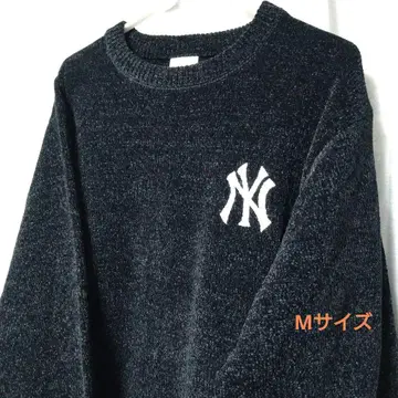 MLB 양키스 광택 모헤어 니트 스웨터 M 사이즈