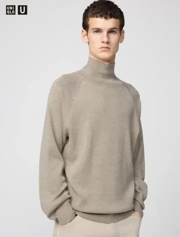 UNIQLO U 베이지 하이넥 스웨터 M