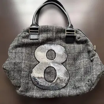 muta 백 Harris Tweeg 콜라보 상품