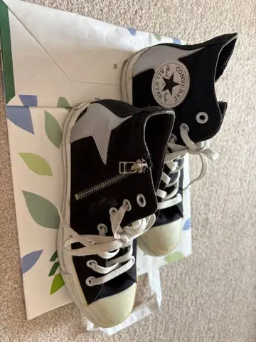 CONVERSE 지퍼 달린 하이컷 스니커즈