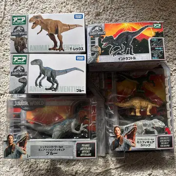 쥬라기 월드 피규어 세트