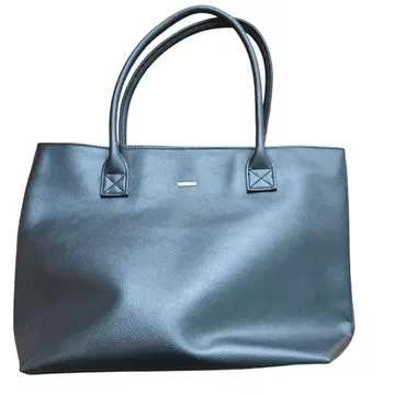 미사용 라바제리 토트백 A4 블랙 심플