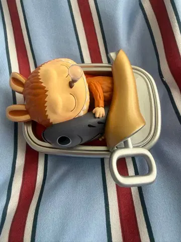 POP MART 와키마트 시리즈 러브브 이와시캔