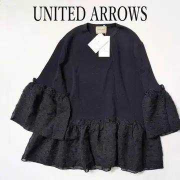 UNITED ARROWS 유나이티드 애로우즈 네이비 니트 플라워