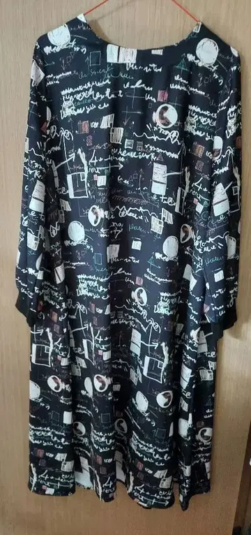 멀로 수학 수식 롱 원피스 merlot