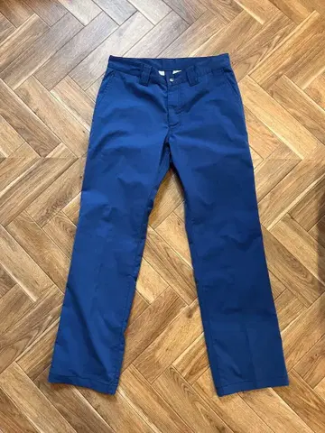 헬리 한센 네이비 치노 팬츠