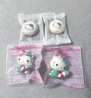 서티원 헬로키티 참 2개