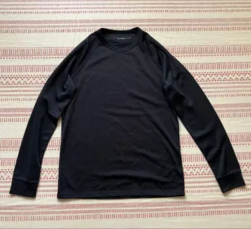 새상품급.1piu1uguale3 래글런 롱 슬리브 티셔츠