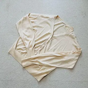 Plage 플라주 PLAIN V넥 가디건