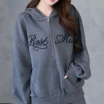 Logo 3d embroidery hoodie 로제뮤즈 후드티