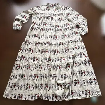 캐릭터 패턴 맥시 원피스