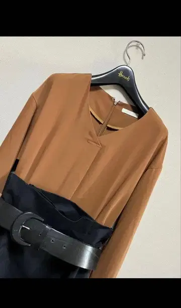 하자품 라운지 드레스 천연 가죽 벨트 포함 트윌 원피스