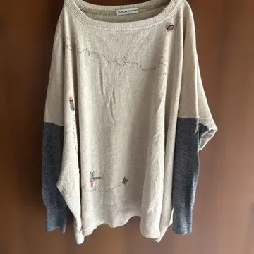 비즈 장식 베이지 그레이 니트 스웨터