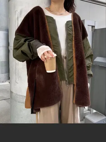 에신타 etsinta 퍼 절개 자켓 블루종 보아 MA1