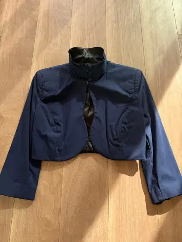 엘리자베타 프란키 숏 자켓 네이비 블랙