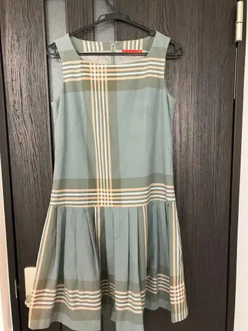 [ 새상품급 ] 타탄 체크 요크 원피스 (중고)