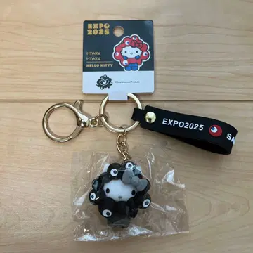 만박 한정판 블랙 미야쿠미야쿠 x 헬로키티 입체 키링