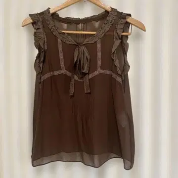 Spick and span 쉬폰 슬리브리스 상의