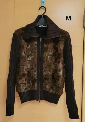 손세탁 가능 새상품급 M 브라운 혼방 가디건 made in Italy