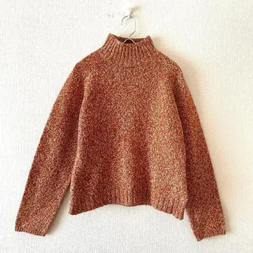 [ H.Q.C ] 니트 모실크 혼방 래글런 슬리브 하이넥 긴팔 38