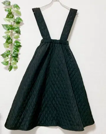 벌스데이 바쉬 퀼팅 A라인 2WAY 살로펫 스커트 블랙