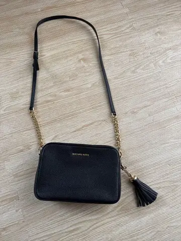 MICHAEL KORS 블랙 숄더백