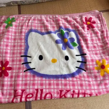 쇼와 레트로 헬로키티 담요