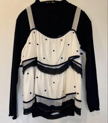 [ 새상품 ] MARC JACOBS 도트 프릴 뷔스티에 블랙 6