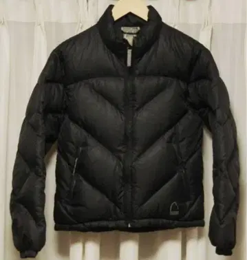 새상품급 SIERRA DESIGNS 시에라 디자인 다운 자켓 블랙 S