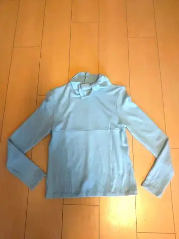 스웨터 터틀넥 JaneMarple Dans Le Salon