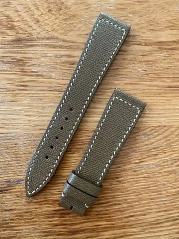 [ 새상품급 ] 아큐레이트 포름 포르마르셴테 20mm 올리브 그린