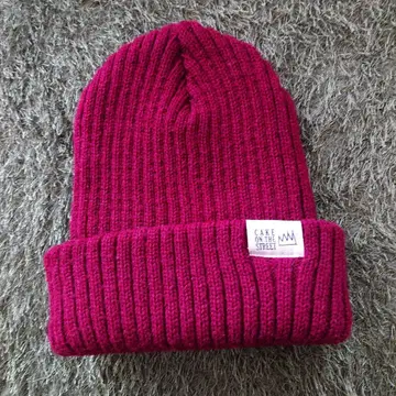 CAKE ON THE STREET 니트 모자 마젠타 새상품급