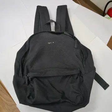 agnes b. 블랙 백팩