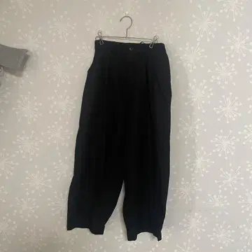 휴일과 시 모자 꽁지 팬츠 사계절용