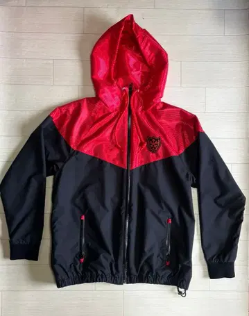 nitraid M 사이즈 나일론 자켓 블랙/빨간색 후드 부착